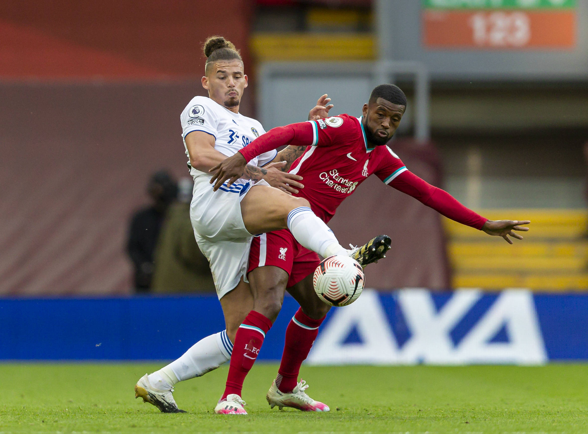 出的球场视 出的球场视